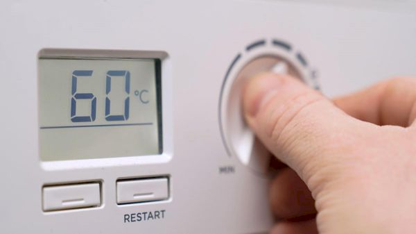 rural-scots-‘forgotten’-in-chancellor’s-energy-discount-package,-says-labour-–-yahoo-finance-uk