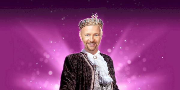 jon-courtenay-will-star-in-st-helens-christmas-show-cinderella-–-broadway-world