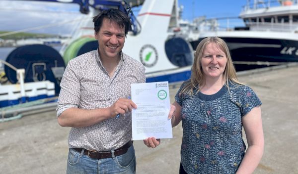 fishing-fleet-and-shetland-greens-join-forces-to-call-for-end-to-gillnetting-–-shetland-times-online