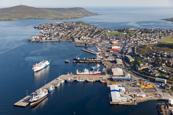 lerwick-harbour-could-be-closed-as-all-out-strike-action-looms-–-shetland-times-online