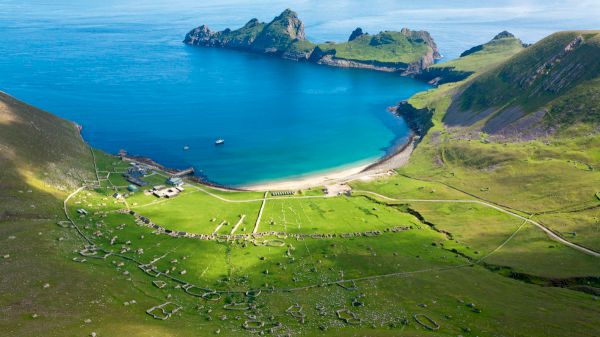 small-boat-on-the-edge-of-the-world:-cruising-to-the-outer-hebrides-in-a-25ft-pocket-cruiser-–-motor-boat-and-yachting