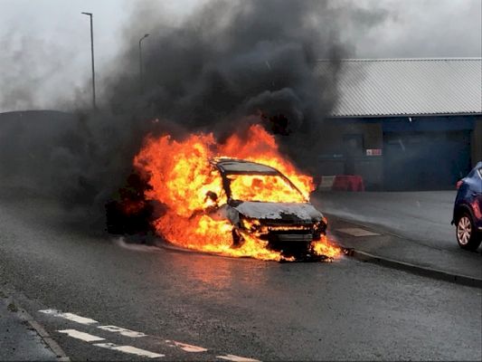 fire-service-attend-car-on-fire-at-blackhill-industrial-estate-–-shetland-times-online
