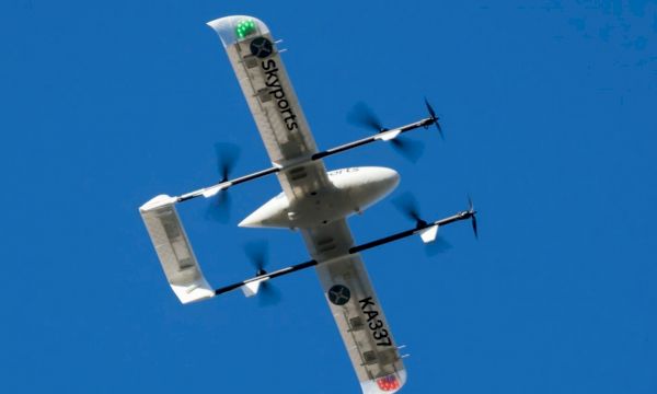 school-dinners-dropped-off-by-drone-at-argyll-primary-–-the-press-&-journal