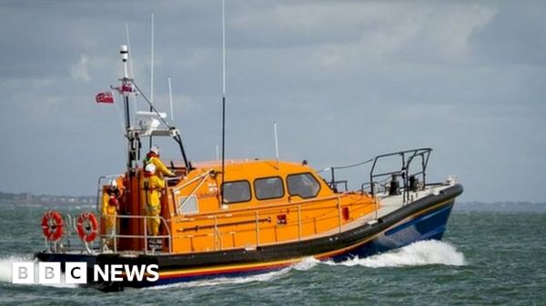 mother-and-children-rescued-from-sea-off-stonehaven-after-dinghy-capsizes-–-bbc