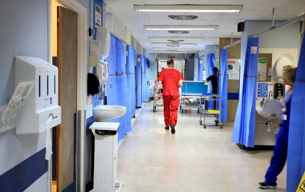 call-for-urgent-action-on-nhs-staff-‘burnout’-as-massive-waiting-times-put-scottish-lives-at-risk-–-edinburgh-news