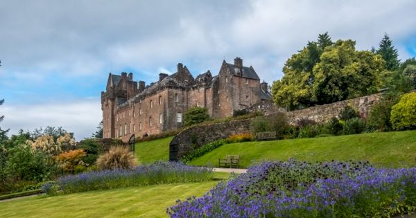 10-of-the-top-islands-of-scotland-to-check-out-this-year-–-thetravel