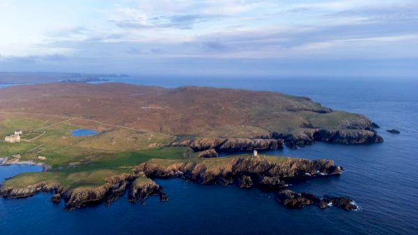 remote-scottish-island-for-sale,-complete-with-a-6.5-mile-coastline-and-a-dramatic-17th-century-mansion-–-yahoo-eurosport-uk