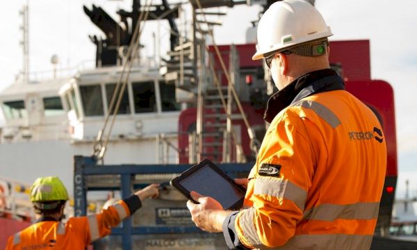 peterson-forms-offshore-wind-venture-with-coast-renewable-services-–-splash247-–-splash-247