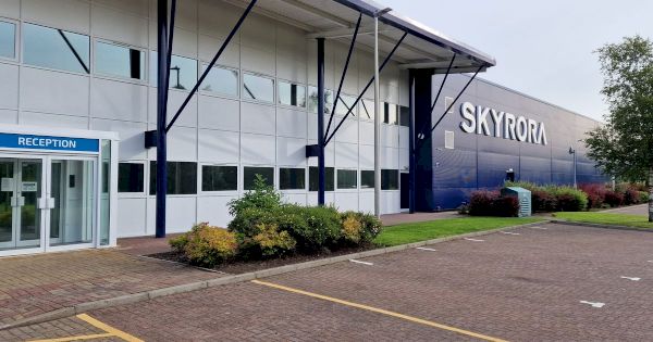 skyrora-opens-the-uk’s-largest-rocket-engine-factory-in-cumbernauld-–-insiderco.uk