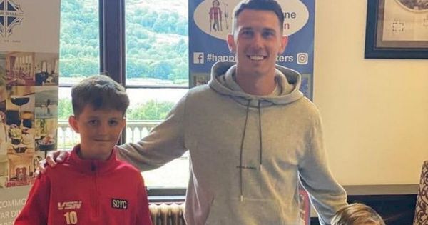 rangers-fan-‘totally-overwhelmed’-after-surprise-meeting-with-hero-ryan-jack-–-glasgow-live