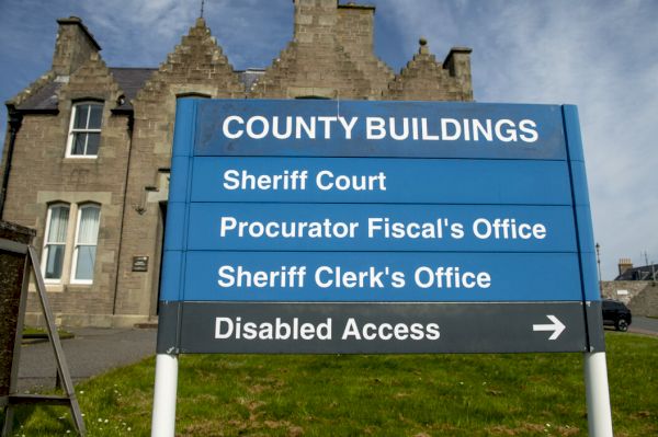 man-assaulted-former-partner-in-the-street-leaving-her-‘extremely-distressed’-–-shetland-times-online