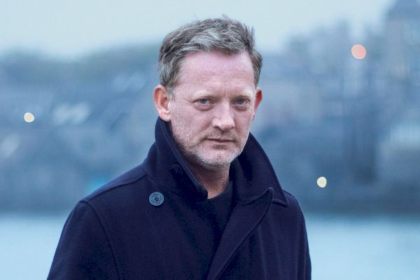 shetland-confirms-air-date-for-douglas-henshall’s-last-season-–-radiotimes