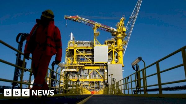 greenpeace-lodges-legal-bid-to-halt-jackdaw-gas-field-in-north-sea-–-bbcco.uk