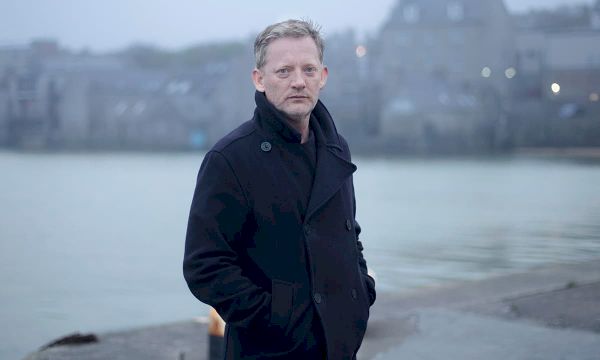 shetland’s-douglas-henshall-reveals-more-changes-are-ahead-after-announcing-shock-departure-–-hello!