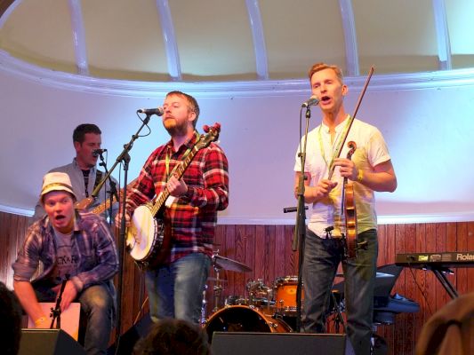 barry-nisbet-to-launch-new-album-at-cullivoe-hall-–-shetland-times-online