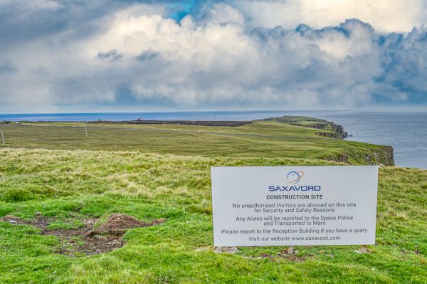 ‘aliens-will-be-reported-to-the-space-police-and-transported-to-mars’-–-shetland-times-online