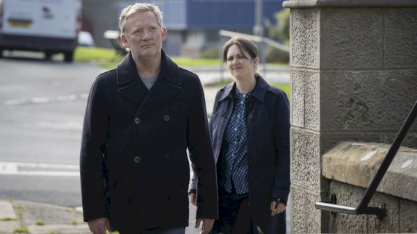 shetland-viewers-convinced-they’ve-rumbled-jimmy-perez’s-replacement-–-and-he’s-a-very-familiar-face…-–-the-scottish-sun