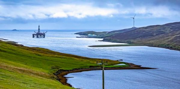 north-sea-floating-wind-giants-boost-shetland-bid-to-‘replicate-oil-&-gas-with-green-hydrogen’-–-recharge