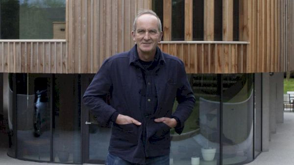 grand-designs-review-—-kevin-mccloud-senses-disaster-(and-loves-it)-–-the-times
