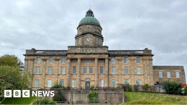 disruption-continues-at-elgin-hospital-after-pipe-leak-–-bbc