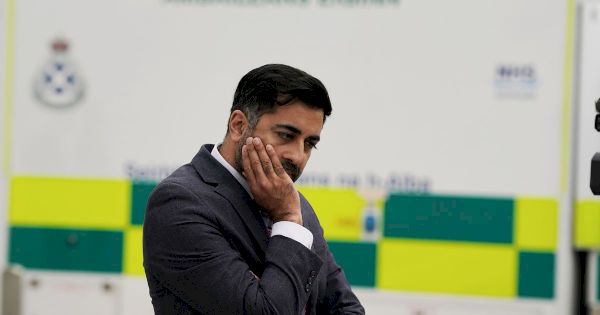 scottish-greens-quiet-on-humza-yousaf-flying-to-shetland-instead-of-getting-a-boat-–-scottish-daily-express