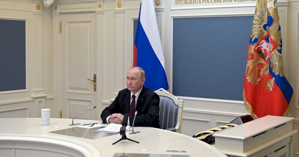 russia-vows-to-shoot-down-uk-commercial-satellites-if-britain-enters-ukraine-war-–-scottish-daily-express