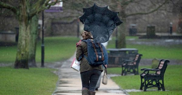 met-office-uk-weather:-23c-highs-to-meet-heavy-rain-and-gales-over-unpredictable-weekend-–-gloucestershire-live
