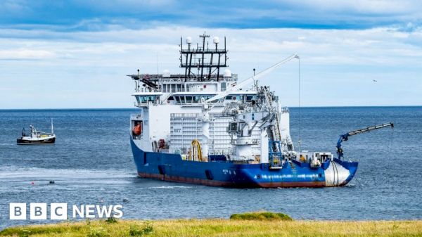 undersea-cable-laid-to-link-shetland-to-uk-energy-grid-–-bbcco.uk