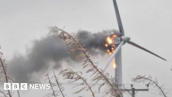 crews-called-out-to-wind-turbine-fire-in-aberdeenshire-–-bbc