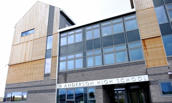 all-schools-in-shetland-to-remain-closed-tomorrow-as-thousands-of-homes-remain-powerless-–-the-press-&-journal