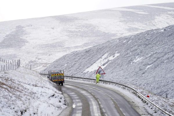 almost-3000-homes-still-without-power-in-shetland-as-freezing-temperatures-continue-–-yahoo-news-uk