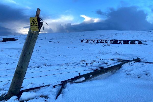 2,400-homes-in-shetland-remain-without-power-as-network-rebuild-continues-–-yahoo-eurosport-uk