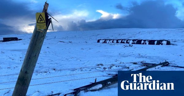 shetland-residents-still-without-power-as-engineers-battle-snow-–-the-guardian