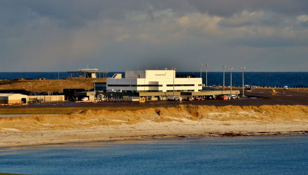 sumburgh-airport-closed-due-to-‘low-temperatures’-–-shetland-news
