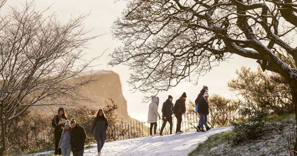 snow-warning-on-boxing-day-after-overnight-freeze-and-met-office-confirms-white-christmas-–-the-mirror