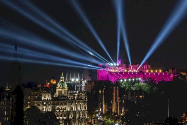 in-pictures:-crowds-and-colour-return-to-scotland-as-covid-winds-down-–-eastern-daily-press
