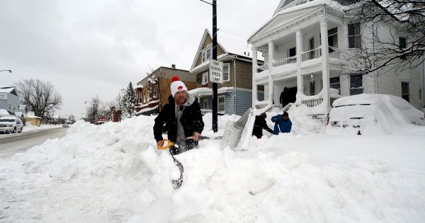 new-year’s-weather:-deadly-us-bomb-cyclone-means-start-of-2023-will-be-bleak-in-uk-–-the-mirror