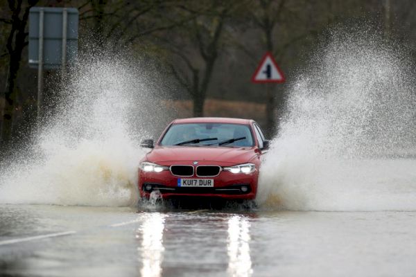 travel-disruption-as-heavy-rain-across-scotland-sparks-floods-–-eastern-daily-press