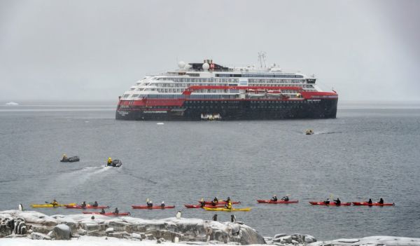 antarctica-returning-to-pre-pandemic-levels-in-2022-2023-–-cruise-industry-news