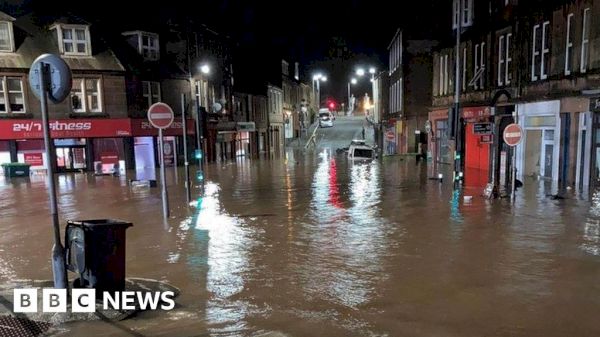 severe-flooding-causes-road-and-rail-disruption-in-scotland-–-bbc