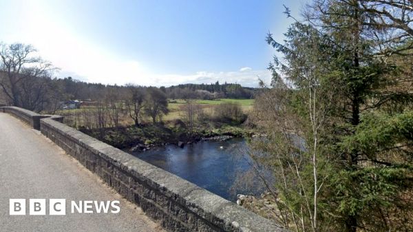 aberdeenshire-council-workers-clearing-flood-debris-rescued-from-river-–-bbc