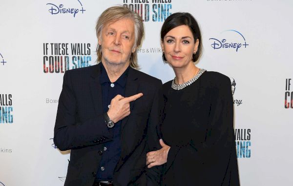 mary-mccartney-talks-new-abbey-road-documentary-‘if-these-walls-…-–-nme