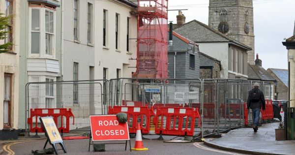 st-just-road-is-subject-to-emergency-closure-due-to-unsafe-chimney-–-cornwall-live