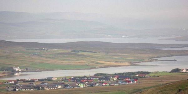 shetland-youth-send-norway-‘message-in-a-bottle’:-stop-rosebank-–-upstream-online