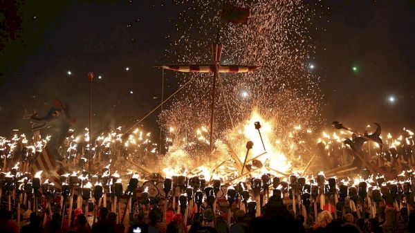 thousands-gather-in-shetland-as-women-participate-in-up-helly-aa-festival-for-the-first-time-–-yahoo-news-uk