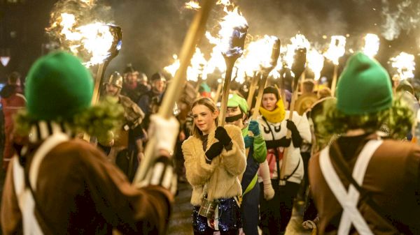 up-helly-aa-back-as-trailblazing-lassies-join-torchlit-parade-–-the-times