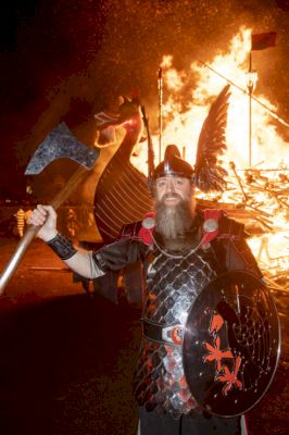 galley-procession-and-burning-in-pics