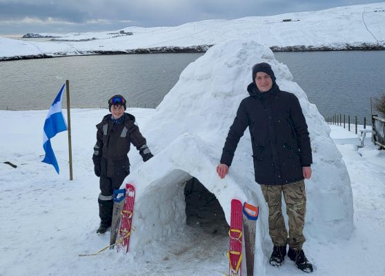 snowy-scenes-and-innovative-experiments-in-ice