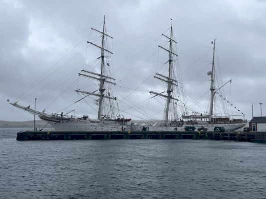 last-leg-ahead-for-statsraad-lehmkuhl