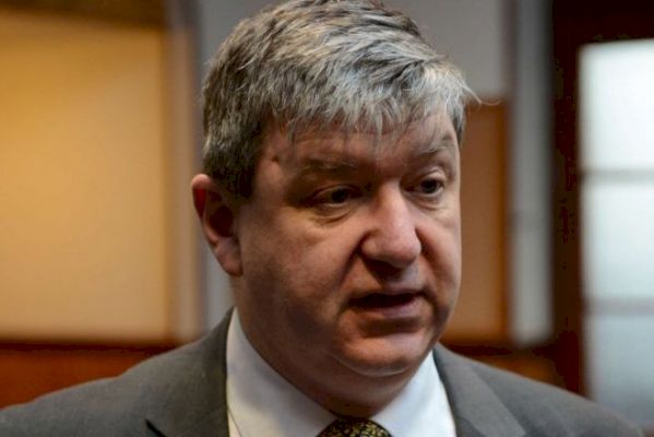 alistair-carmichael-confronts-snp-over-proposed-gin-tax